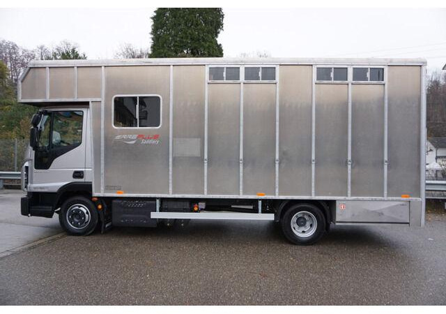 Iveco EUROCARGO 80-190 Lószállító - 牲畜运输车:图4 Iveco EUROCARGO 80-190 Lószállító - 牲畜运输车:图4