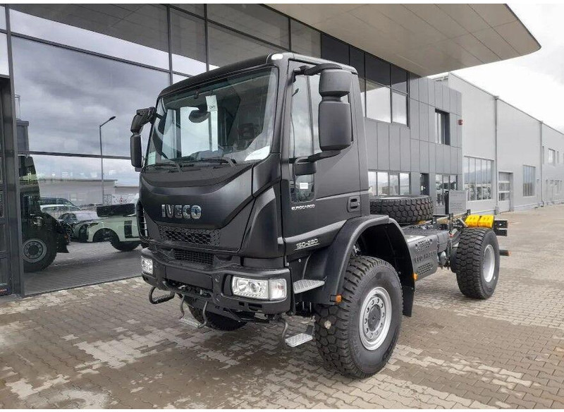 Iveco EuroCargo 4x4 ML150E28WS Chassis - 驾驶室底盘卡车:图1 Iveco EuroCargo 4x4 ML150E28WS Chassis - 驾驶室底盘卡车:图1