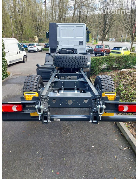 Iveco ML 150E24WS 4x4 - 驾驶室底盘卡车:图4 Iveco ML 150E24WS 4x4 - 驾驶室底盘卡车:图4