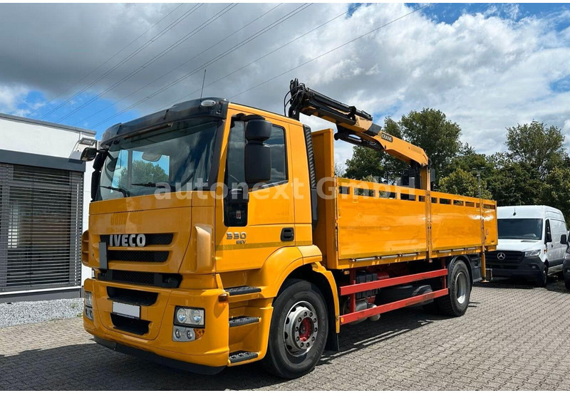 Iveco Stralis 330 - Flatbed truck + crane - 栏板式/ 平板卡车, 起重车:图1 Iveco Stralis 330 - Flatbed truck + crane - 栏板式/ 平板卡车, 起重车:图1