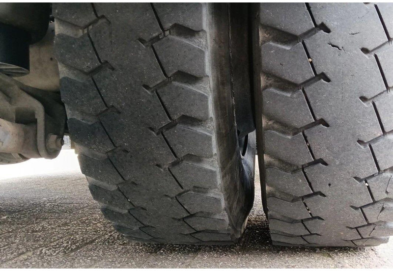 自动转运卡车 Iveco TGA 33.480 - Machine transporter:图12 自动转运卡车 Iveco TGA 33.480 - Machine transporter:图12