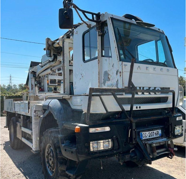 Iveco Trakker 360 - Drilling crane truck 4x4 - 钻机:图2 Iveco Trakker 360 - Drilling crane truck 4x4 - 钻机:图2