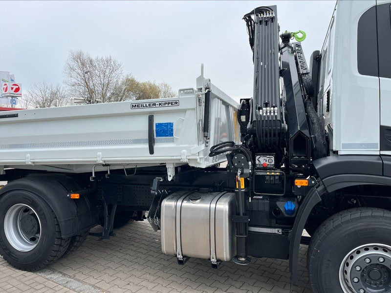Iveco X-WAY AD200X36/P HR OFF 3 way tipper - 翻斗车, 起重车:图5 Iveco X-WAY AD200X36/P HR OFF 3 way tipper - 翻斗车, 起重车:图5