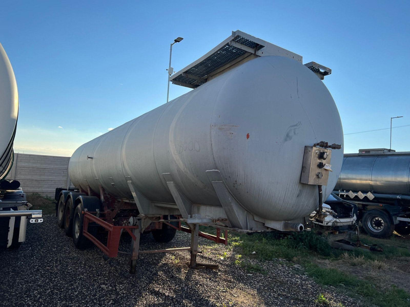 Kaiser FEM-KER - 液罐半拖车:图2 Kaiser FEM-KER - 液罐半拖车:图2