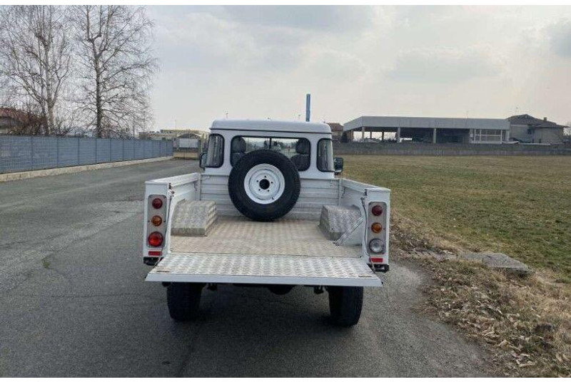 Land Rover Defender 110 - 2.2 Td4 4x4 Platós - 平板货车:图4 Land Rover Defender 110 - 2.2 Td4 4x4 Platós - 平板货车:图4