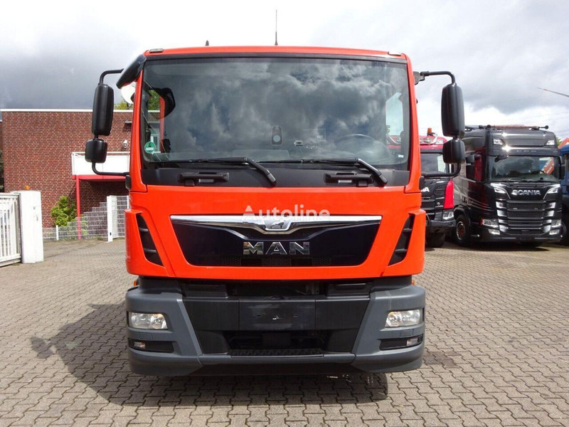 MAN 15.250 TGM Flatbed - 栏板式/ 平板卡车:图3 MAN 15.250 TGM Flatbed - 栏板式/ 平板卡车:图3