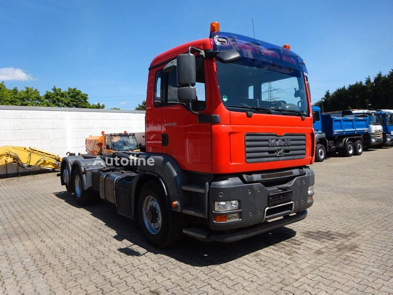 MAN TGA 26.360 - Hook lift truck 6x4 - 吊钩升降车, 起重车:图3 MAN TGA 26.360 - Hook lift truck 6x4 - 吊钩升降车, 起重车:图3