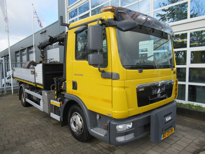 MAN TGL 12.220 4x2 EEV 3-Z. W. Kipper + Palfinger Kr - 栏板式/ 平板卡车, 起重车:图1 MAN TGL 12.220 4x2 EEV 3-Z. W. Kipper + Palfinger Kr - 栏板式/ 平板卡车, 起重车:图1