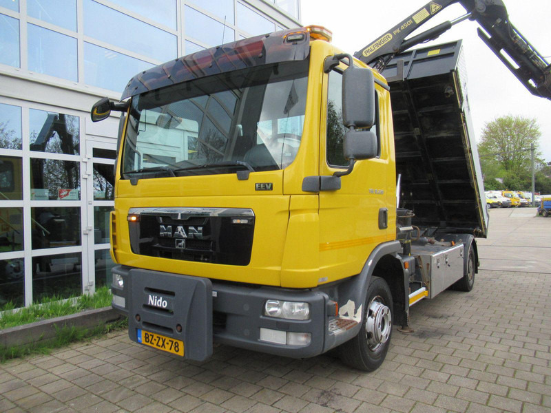 MAN TGL 12.220 4x2 EEV 3-Z. W. Kipper + Palfinger Kr - 栏板式/ 平板卡车, 起重车:图2 MAN TGL 12.220 4x2 EEV 3-Z. W. Kipper + Palfinger Kr - 栏板式/ 平板卡车, 起重车:图2