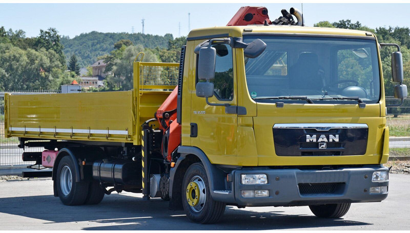 MAN TGL 12.220 - 翻斗车, 起重车:图3 MAN TGL 12.220 - 翻斗车, 起重车:图3