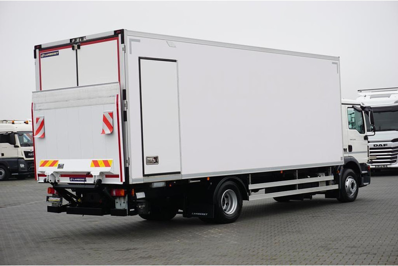 MAN TGM / 15.250 / EURO 6 / CHŁODNIA + WINDA / ŁAD. 6 750 KG / 18 PA - 冷藏车:图5 MAN TGM / 15.250 / EURO 6 / CHŁODNIA + WINDA / ŁAD. 6 750 KG / 18 PA - 冷藏车:图5