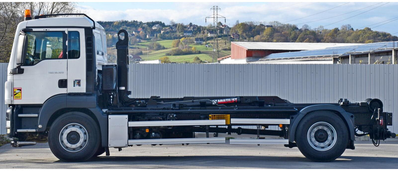 MAN TGS 18.320 Abrollkipper * Top Zustand! - 吊钩升降车:图3 MAN TGS 18.320 Abrollkipper * Top Zustand! - 吊钩升降车:图3