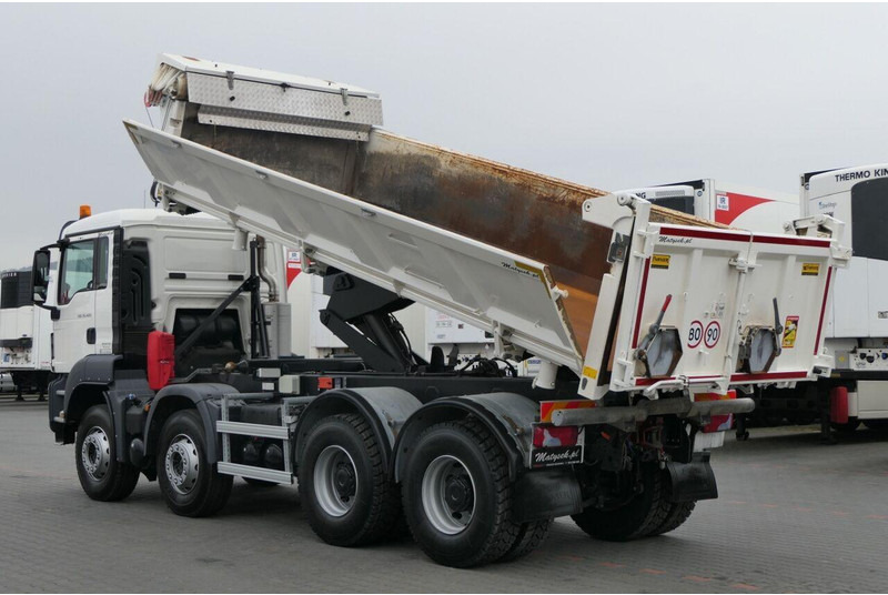 MAN TGS 35.420 - 翻斗车:图5 MAN TGS 35.420 - 翻斗车:图5
