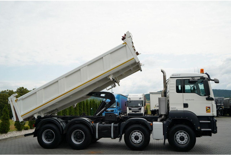 MAN TGS 35.440 / 8X4 / WYWROTKA 2 STR. / HYDROBURTA / BORDMATIC / ZA - 翻斗车:图5 MAN TGS 35.440 / 8X4 / WYWROTKA 2 STR. / HYDROBURTA / BORDMATIC / ZA - 翻斗车:图5