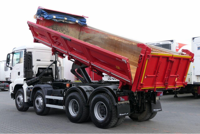 MAN TGS 35.460 - 翻斗车:图4 MAN TGS 35.460 - 翻斗车:图4