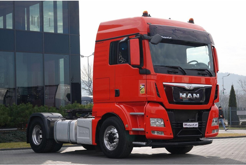 MAN TGX 18.440 / 4x4 / HYDRAULIKA / HYDRODRIVE / EURO 6 / MANUAL / P - 牵引车:图1 MAN TGX 18.440 / 4x4 / HYDRAULIKA / HYDRODRIVE / EURO 6 / MANUAL / P - 牵引车:图1