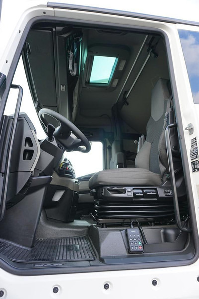 侧帘卡车 MAN TGX / 18.470 / E 6 / GM / ZESTAW PRZEJAZDOWY 120 M3 / ŁAD. 14 81:图7 侧帘卡车 MAN TGX / 18.470 / E 6 / GM / ZESTAW PRZEJAZDOWY 120 M3 / ŁAD. 14 81:图7