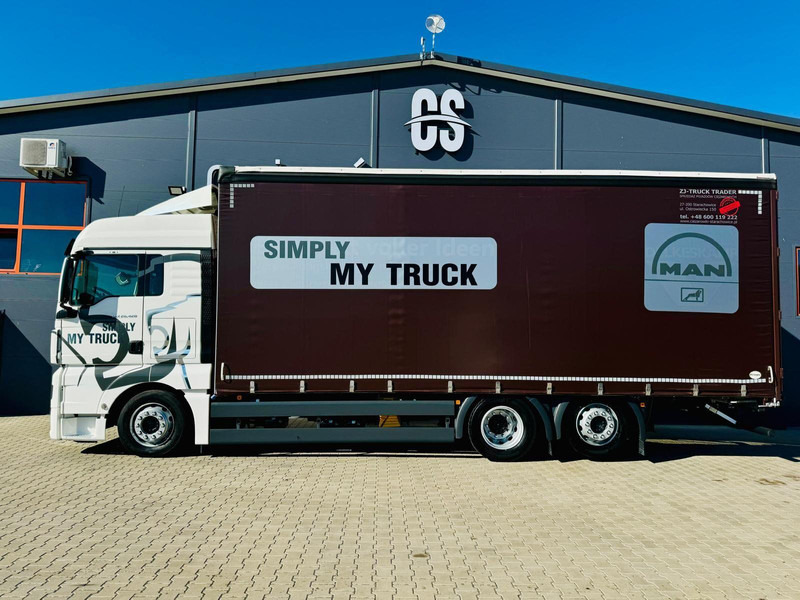 MAN TGX 26.420 - 侧帘卡车:图2 MAN TGX 26.420 - 侧帘卡车:图2