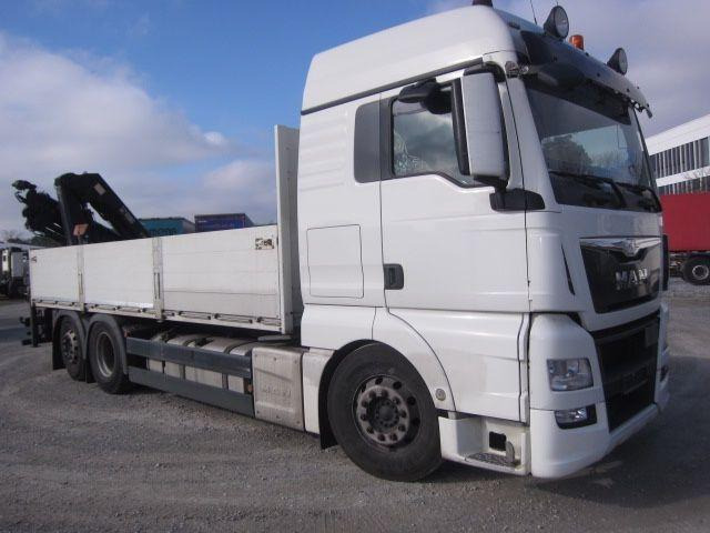 MAN TGX 26.440 mit Hiab-Kran Funkfernbedienung - 栏板式/ 平板卡车, 起重车:图1 MAN TGX 26.440 mit Hiab-Kran Funkfernbedienung - 栏板式/ 平板卡车, 起重车:图1