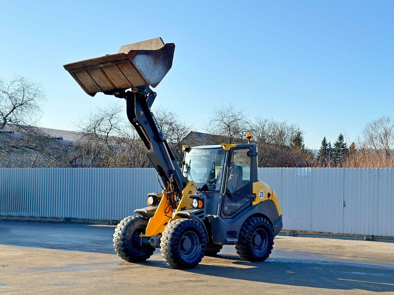 Mecalac AHLMANN AX 1000 * RADBAGGER * TOP - 轮式装载机:图2 Mecalac AHLMANN AX 1000 * RADBAGGER * TOP - 轮式装载机:图2