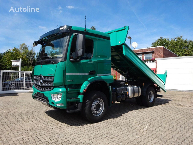 Mercedes-Benz 1843 Arocs 3 way Meiller tipper - 翻斗车:图1 Mercedes-Benz 1843 Arocs 3 way Meiller tipper - 翻斗车:图1