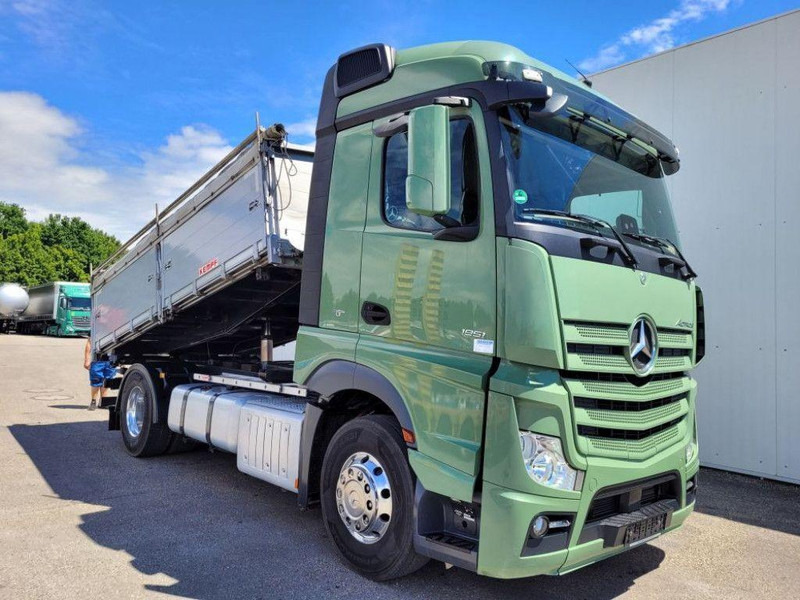 Mercedes-Benz 1851 L 3 way grain tipper Kempf - 翻斗车:图4 Mercedes-Benz 1851 L 3 way grain tipper Kempf - 翻斗车:图4