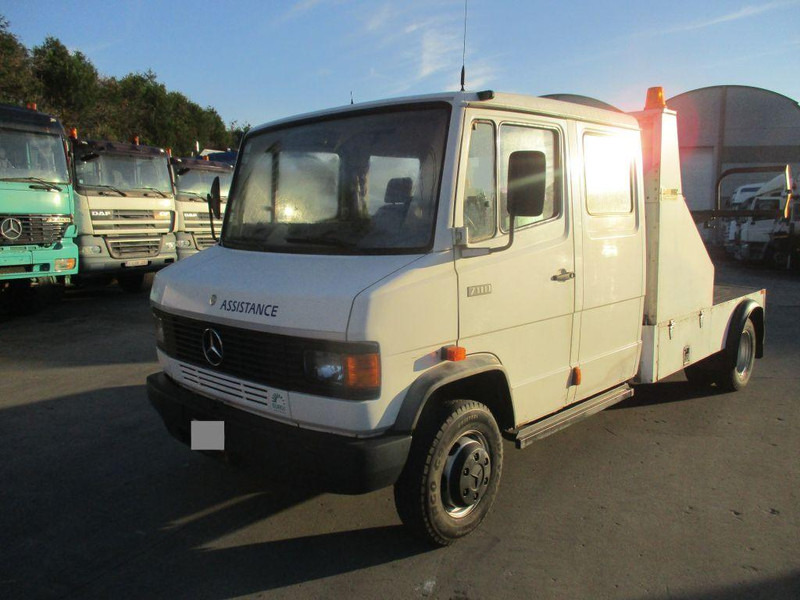 Mercedes-Benz 711D - Doka towing truck - 拖吊车:图1 Mercedes-Benz 711D - Doka towing truck - 拖吊车:图1