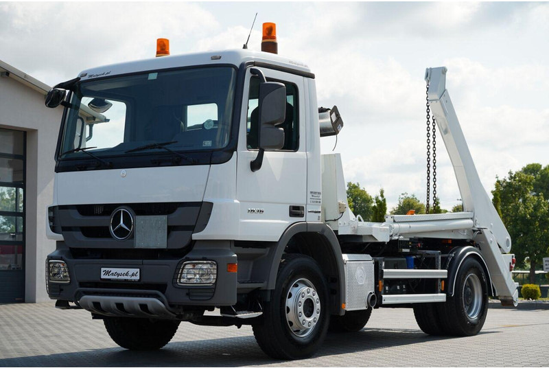 Mercedes-Benz ACTROS 1836 / 4X2 / BRAMOWIEC / PALFINGER M12T / EURO 6 / SPROW - 箕斗装载车:图1 Mercedes-Benz ACTROS 1836 / 4X2 / BRAMOWIEC / PALFINGER M12T / EURO 6 / SPROW - 箕斗装载车:图1