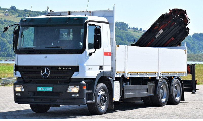 Mercedes-Benz ACTROS 2641 - 栏板式/ 平板卡车, 起重车:图4 Mercedes-Benz ACTROS 2641 - 栏板式/ 平板卡车, 起重车:图4