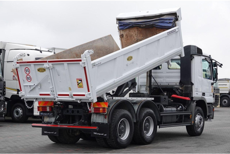 Mercedes-Benz ACTROS 3336 / 6x4 / WYWROTKA / BORDMATIC / HYDROBURTA / MEILLER - 翻斗车:图5 Mercedes-Benz ACTROS 3336 / 6x4 / WYWROTKA / BORDMATIC / HYDROBURTA / MEILLER - 翻斗车:图5