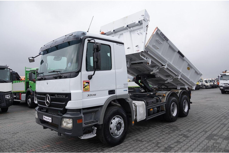 Mercedes-Benz ACTROS 3336 / 6x4 / WYWROTKA / BORDMATIC / HYDROBURTA / MEILLER - 翻斗车:图3 Mercedes-Benz ACTROS 3336 / 6x4 / WYWROTKA / BORDMATIC / HYDROBURTA / MEILLER - 翻斗车:图3
