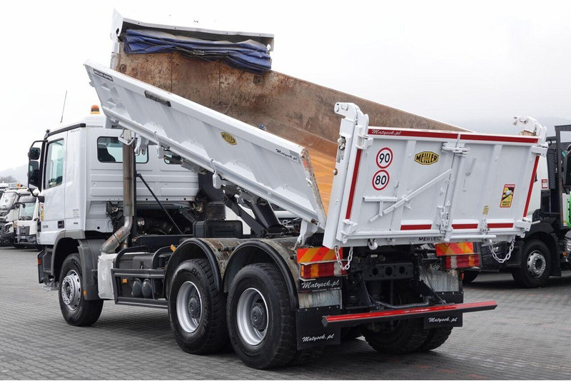 Mercedes-Benz ACTROS 3336 / 6x4 / WYWROTKA / BORDMATIC / HYDROBURTA / MEILLER - 翻斗车:图4 Mercedes-Benz ACTROS 3336 / 6x4 / WYWROTKA / BORDMATIC / HYDROBURTA / MEILLER - 翻斗车:图4
