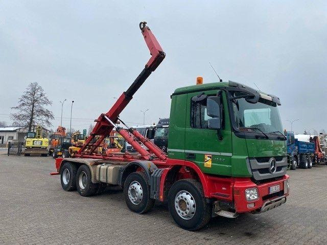 Mercedes-Benz ACTROS 4144 - 吊钩升降车:图1 Mercedes-Benz ACTROS 4144 - 吊钩升降车:图1