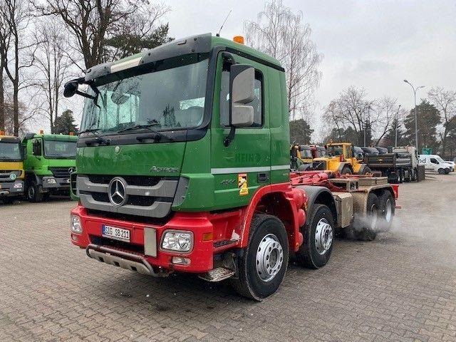 Mercedes-Benz ACTROS 4144 - 吊钩升降车:图5 Mercedes-Benz ACTROS 4144 - 吊钩升降车:图5