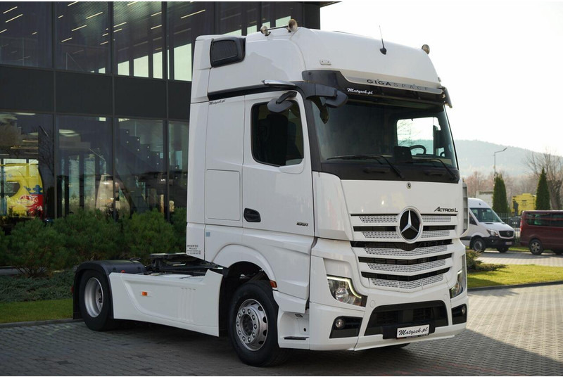 Mercedes-Benz ACTROS L 1851 / GIGA SPACE / RETARDER / 2022 R - 牵引车:图4 Mercedes-Benz ACTROS L 1851 / GIGA SPACE / RETARDER / 2022 R - 牵引车:图4