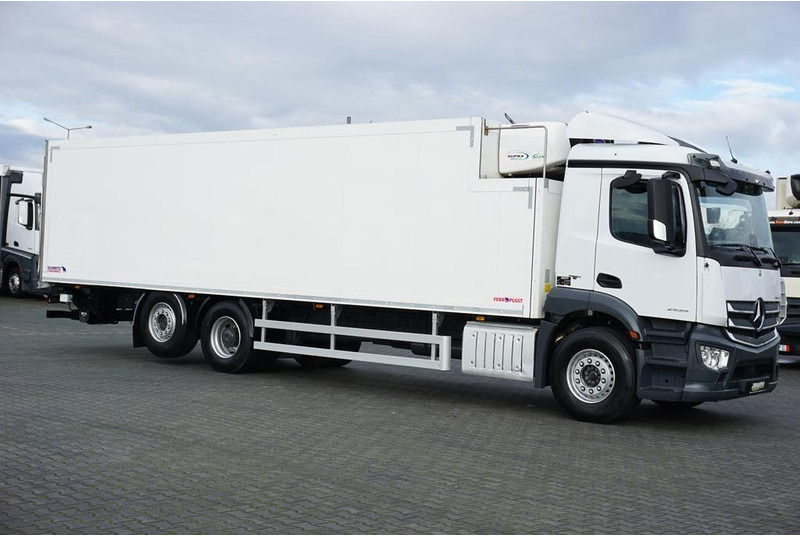 Mercedes-Benz ANTOS / 2535 / EURO 6 / CHŁODNIA + WINDA / 23 PALETY / OŚ SKRĘTN - 冷藏车:图4 Mercedes-Benz ANTOS / 2535 / EURO 6 / CHŁODNIA + WINDA / 23 PALETY / OŚ SKRĘTN - 冷藏车:图4