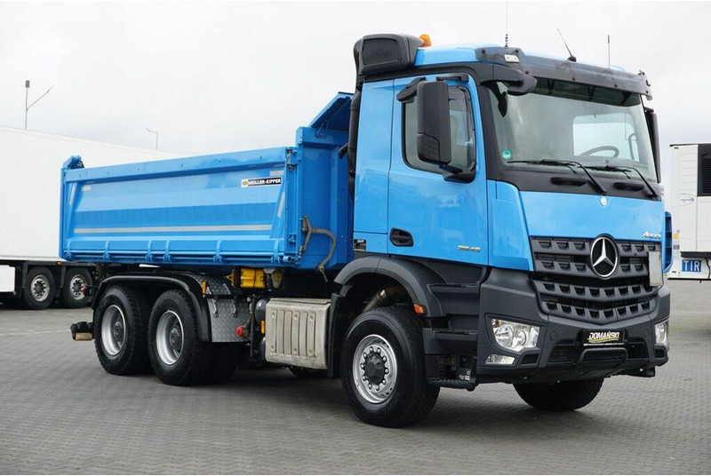 Mercedes-Benz AROCS / 2545 / E 6 / WYWROTKA / 6 X 6 / HYDROBURTA - 翻斗车:图3 Mercedes-Benz AROCS / 2545 / E 6 / WYWROTKA / 6 X 6 / HYDROBURTA - 翻斗车:图3