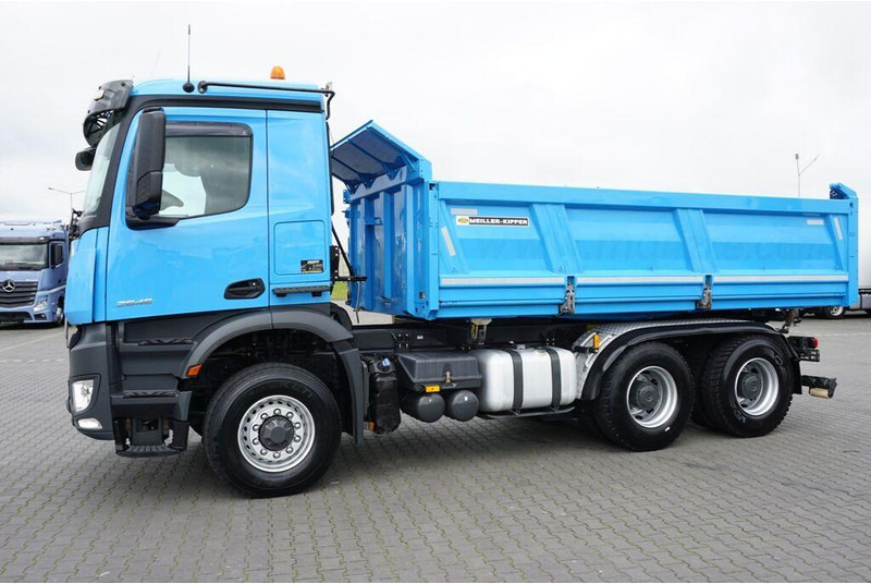 Mercedes-Benz AROCS / 2545 / E 6 / WYWROTKA / 6 X 6 / HYDROBURTA - 翻斗车:图5 Mercedes-Benz AROCS / 2545 / E 6 / WYWROTKA / 6 X 6 / HYDROBURTA - 翻斗车:图5