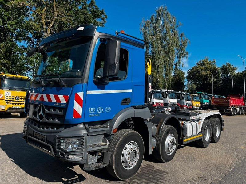 Mercedes-Benz AROCS 3246 8X4 ABROLLKIPPER HYVALIFT 26.57 - 吊钩升降车:图4 Mercedes-Benz AROCS 3246 8X4 ABROLLKIPPER HYVALIFT 26.57 - 吊钩升降车:图4