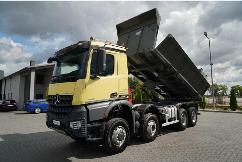 Mercedes-Benz AROCS 4148 - 翻斗车:图2 Mercedes-Benz AROCS 4148 - 翻斗车:图2