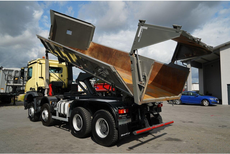 Mercedes-Benz AROCS 4148 - 翻斗车:图4 Mercedes-Benz AROCS 4148 - 翻斗车:图4