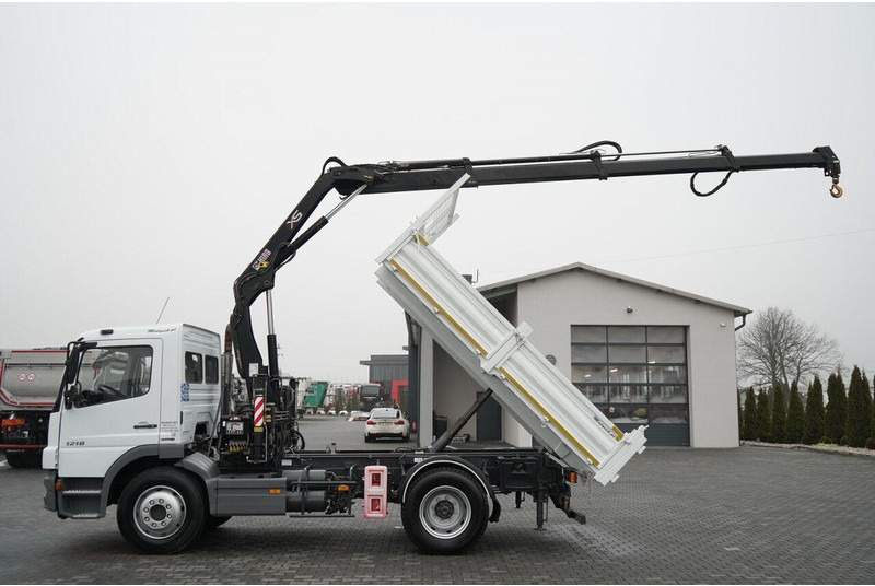 Mercedes-Benz ATEGO 1218 / 4x2 / WYWROTKA + HDS HIAB 0088 BS-3 / PILOT /MANU - 翻斗车, 起重车:图2 Mercedes-Benz ATEGO 1218 / 4x2 / WYWROTKA + HDS HIAB 0088 BS-3 / PILOT /MANU - 翻斗车, 起重车:图2