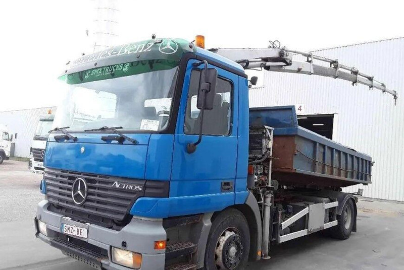 Mercedes-Benz Actros 1835 - 栏板式/ 平板卡车, 起重车:图5 Mercedes-Benz Actros 1835 - 栏板式/ 平板卡车, 起重车:图5