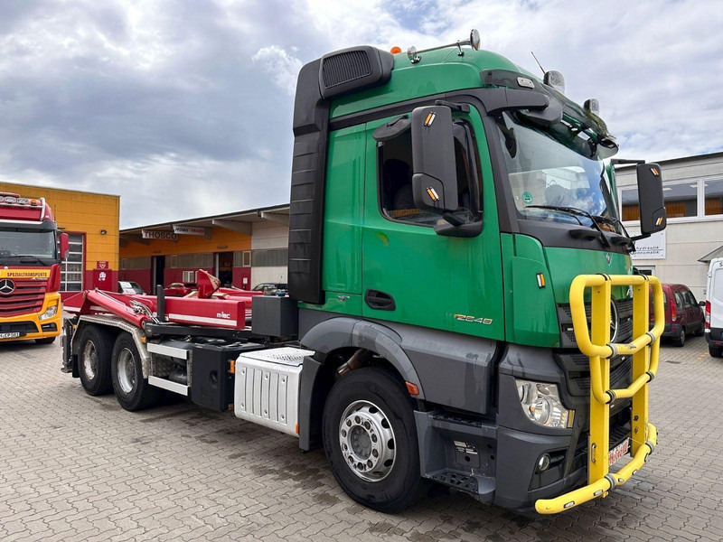 Mercedes-Benz Actros 4 3 Achser BM 963 2648 OM471 6x4 Fg - 吊钩升降车, 起重车:图1 Mercedes-Benz Actros 4 3 Achser BM 963 2648 OM471 6x4 Fg - 吊钩升降车, 起重车:图1