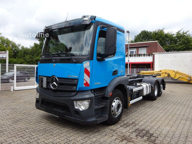 Mercedes-Benz Antos 2533 - Hook lift truck 6x2 - 吊钩升降车:图1 Mercedes-Benz Antos 2533 - Hook lift truck 6x2 - 吊钩升降车:图1
