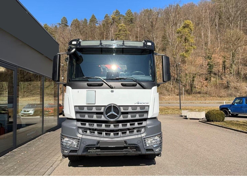 Mercedes-Benz Arocs 1840 - 3 way tipper truck + crane - 翻斗车, 起重车:图5 Mercedes-Benz Arocs 1840 - 3 way tipper truck + crane - 翻斗车, 起重车:图5
