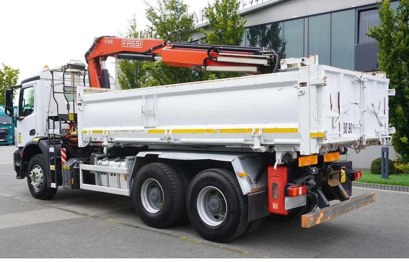 Mercedes-Benz Arocs 2636 - 3 way tipper + crane 6x4 - 翻斗车, 起重车:图4 Mercedes-Benz Arocs 2636 - 3 way tipper + crane 6x4 - 翻斗车, 起重车:图4