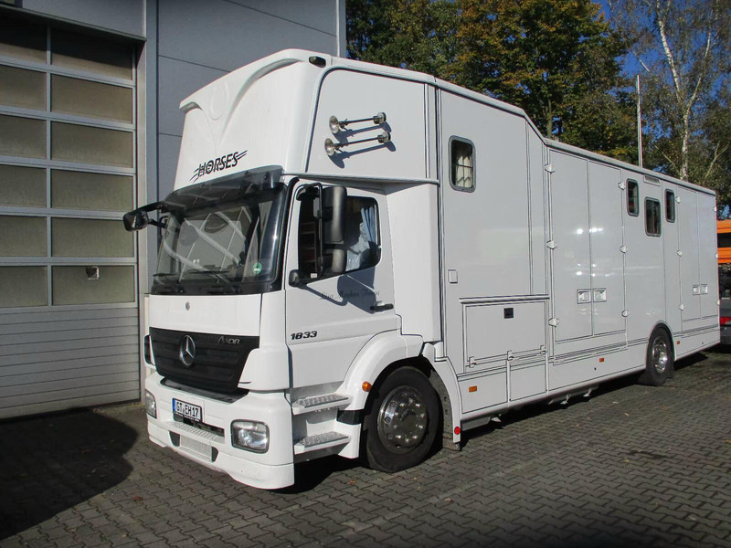 Mercedes-Benz Axor 1833 - Horse transporter - 马匹运输车:图1 Mercedes-Benz Axor 1833 - Horse transporter - 马匹运输车:图1