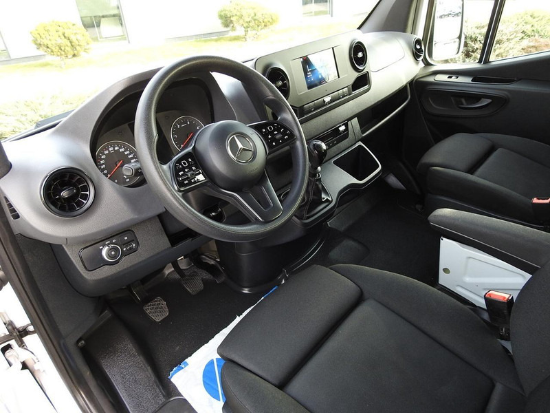 Mercedes-Benz SPRINTER 314 FURGON BRYGADÓWKA 6 MIEJSC TEMPOMAT KLIMATYZACJA - 小型巴士, 小型客车:图2 Mercedes-Benz SPRINTER 314 FURGON BRYGADÓWKA 6 MIEJSC TEMPOMAT KLIMATYZACJA - 小型巴士, 小型客车:图2
