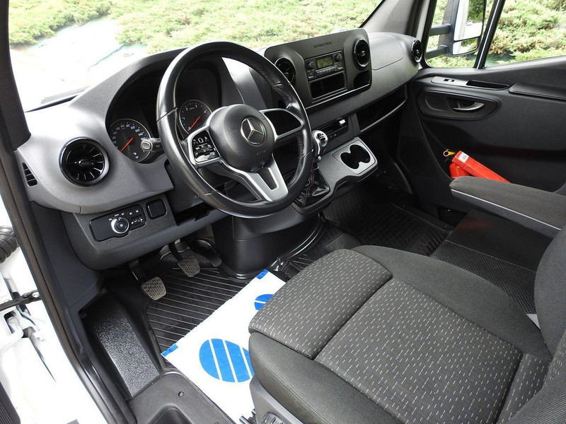 Mercedes-Benz SPRINTER 316 PLANDEKA 10 PALET WEBASTO KLIMATYZACJA TEMPOMAT 16 - 厢式卡车:图2 Mercedes-Benz SPRINTER 316 PLANDEKA 10 PALET WEBASTO KLIMATYZACJA TEMPOMAT 16 - 厢式卡车:图2